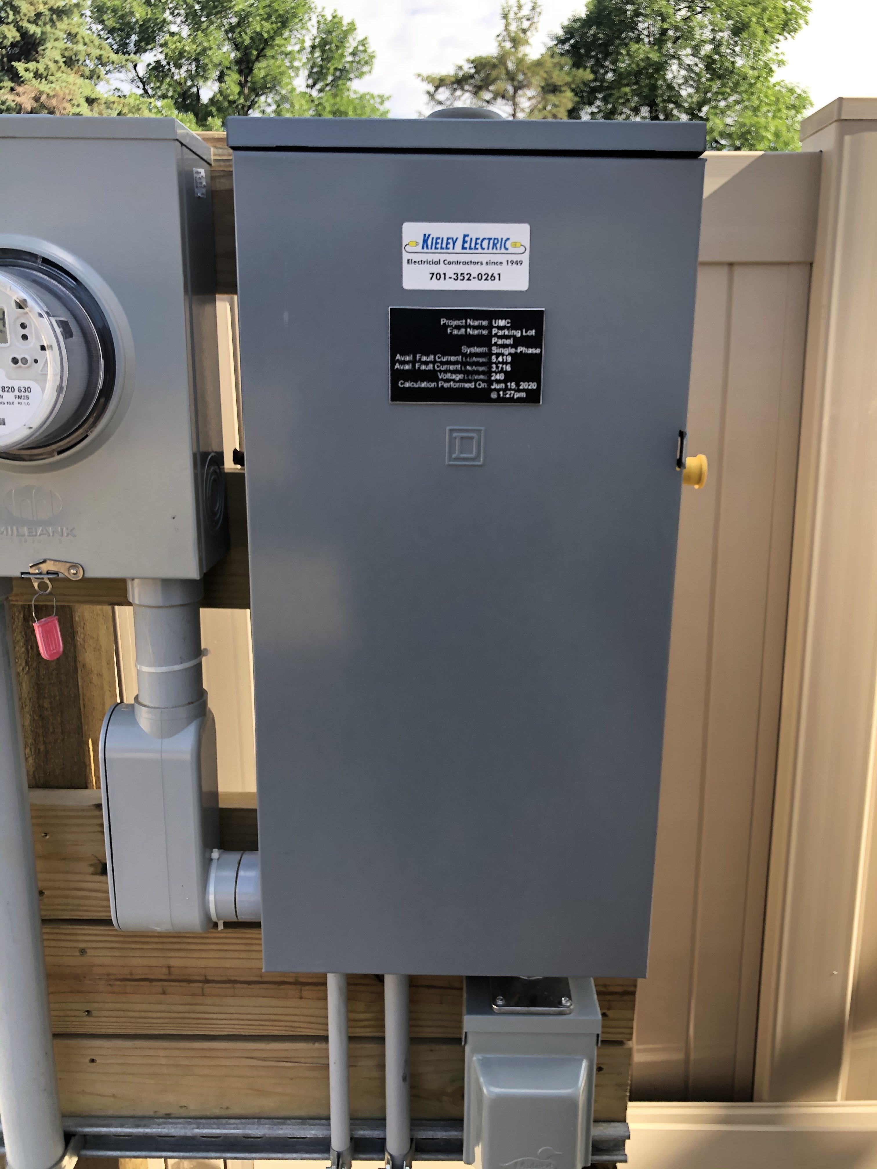 Commercial electrical services